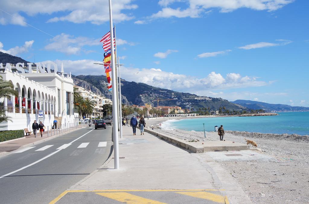 L'Orient Palace Apartments Menton Exterior photo